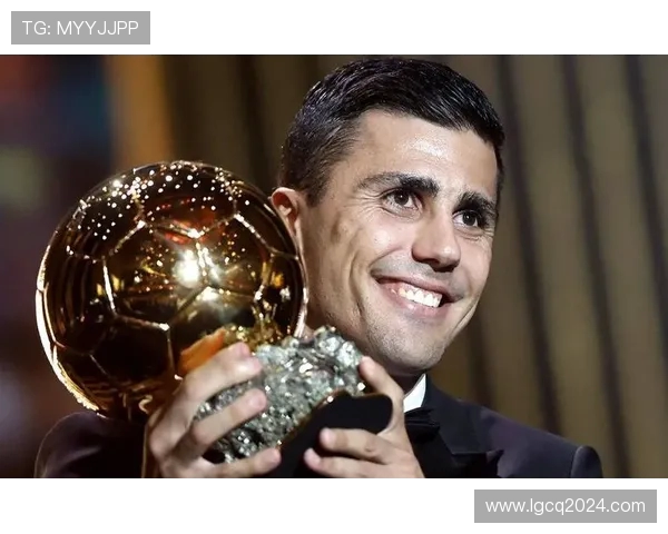 罗德里直言位置难以替代 感谢球迷长期支持并表达深深敬意