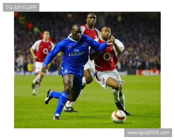 克鲁伊维特：锁定中国队弱点以定位球制胜并推动战术全面调整